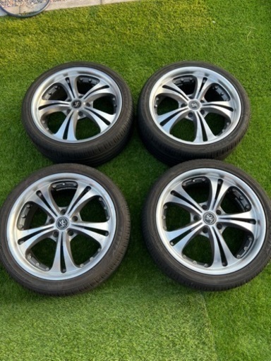 SPORSH WHEELS 225/40R18 アルミ&タイヤ　18インチ　ヴォクシー、ノア等に