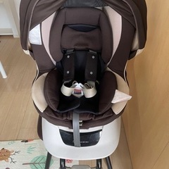 チャイルドシート（360度回転）5月1日まで