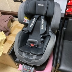 RECARO チャイルドシート
