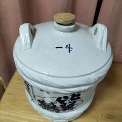 陶器の酒樽　一斗樽　アンティーク　値下げしましたの画像
