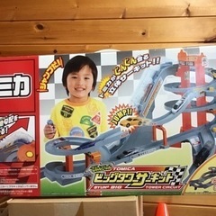 ※売れました※トミカワールド びゅんびゅんビッグタワーサーキット...