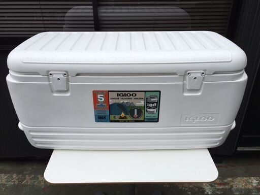 【新品・未使用品】 igloo（イグルー）　ポーラー　120QT（113.5） 大型・大容量　クーラーボックス　水抜き栓付き　現在2個まで対応可