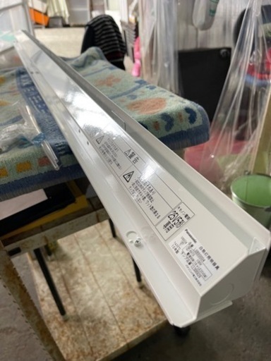 天井直付型・壁直付型・据置取付型　白熱灯　アーキテクチャルライト　建築化照明用　HomeArchi（ホームアーキ）　キセノン電球5形×16灯
