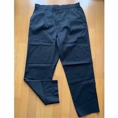 【今週2,500円➡︎最終お値下げ2,000円】【新品】【UNIQLO】『これから大活躍薄手のメンズパンツXL』の画像