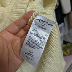 Lugnoncureイエローニットの画像
