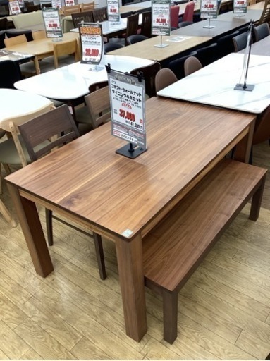 KD-3【新入荷　リサイクル品】ニトリ　コネクト　ウォールナット　ダイニング4点セット　ブラウン