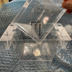 水槽用品　隔離ケースの画像