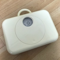 至急　昔ながらの体重計（タニタ）本日19〜22時、 櫛引町まで取りに来てくれる方限定です。 よろしくお願いします。の画像