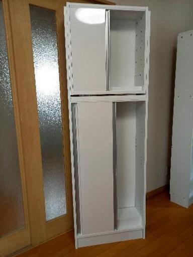 新品未使用　奥行き20cmの薄型カップボード