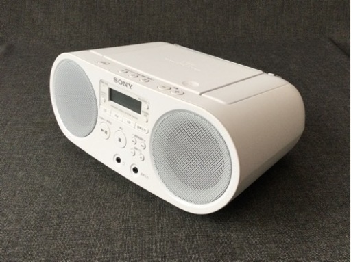 リユース　SONY　2021年製　CDラジオ　　幅30　　奥行21　　高さ12.5　 （ｃｍ）　ソニー　パーソナルオーディオシステム　　ラジカセサイズ　白色　ホワイト