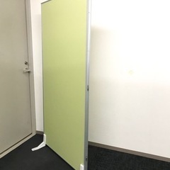 パーテーション ①　脚付き　オフィス　間仕切り　ついたて　グリーンの画像