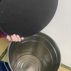 【受渡中】ペール缶収納の画像