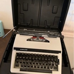 ADLER    英文タイプライターの画像
