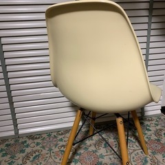 イームズチェア   リプロダクト品ですの画像
