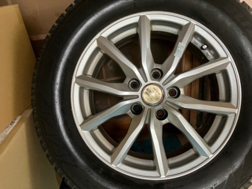 ブリヂストン　ホイール付き　４本セット　アルファード　ヴェルファイア　エスティマ　オデッセイ　エリシオン　クラウン　マジェスタ　セダン　ミニバンスタッドレス