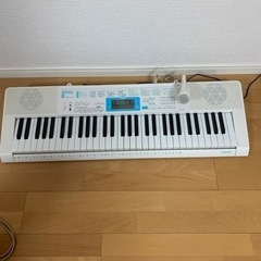 カシオ　電子ピアノ