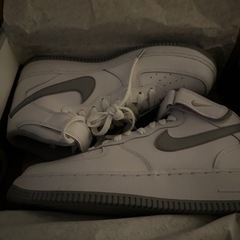 NIKE エアフォース1 Mid 28.5センチの画像