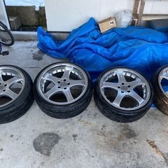 カールソン1/5RS、8.5J,9.5J、19インチ