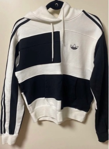 adidas パーカー　美品