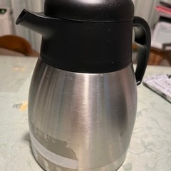 ステンレスポットの画像