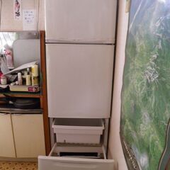 fujitsu冷蔵庫（中古）275L　99年製