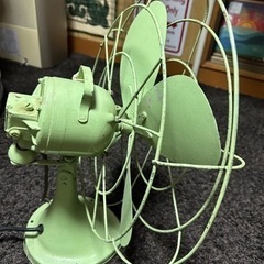 アンティーク扇風機、レトロ 1980年代最終値引きしました。又値引きしました。の画像