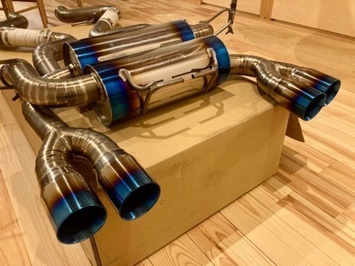 【取引中】BMW M3(E90/E92)フルチタンマフラー