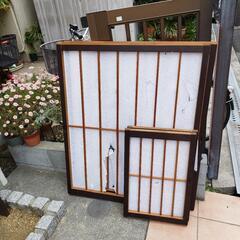 ふすま４個　大２個　小個