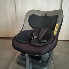 チャイルドシート　新生児〜18kgまでの画像