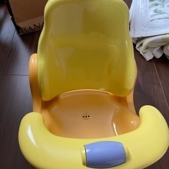 アップリカ　バスチェアの画像
