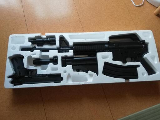 ライフル？と銃　エアガン・モデルガン