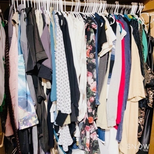 【お取引決定済み】破格で洋服買ってください??