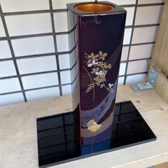 台座付き　花瓶