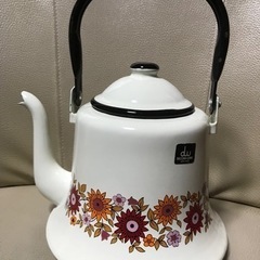 レトロな花柄ホーローケトル（未使用）