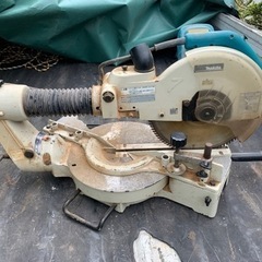 makita/マキタ３０５mm １２型スライドマルノコ　　LS1211の画像