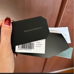 新品♡ミカーレミカーレ スリット入りタートルネックニットワンピの画像