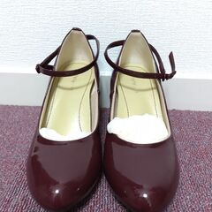 ヴェリココ 未使用 パンプス ワインレッド エナメルヒール