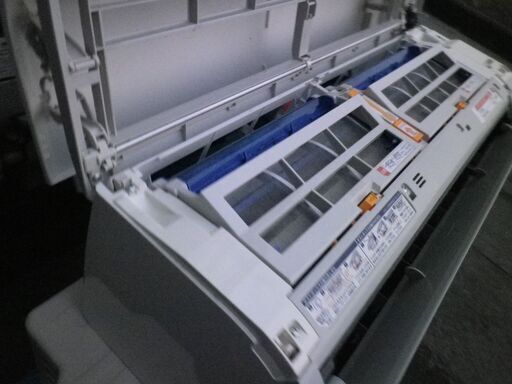 FUJITSU/富士通　10～12畳用エアコン　nocria　AS-W28D-W　お掃除機能　２０１4年
