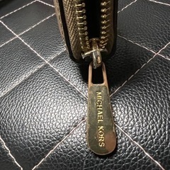 MICHEAL KORS 長財布の画像