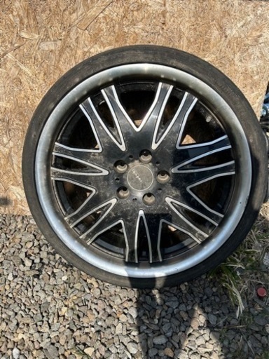 19インチホイール　予約者あり