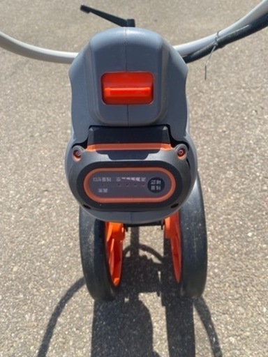 手押し式充電草刈機　スマートコーシン