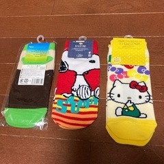 キャラクターソックス　1足¥100です。の画像