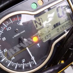 改造多数！！ GSR750 フルカスタム ヨシムラ マフラー オーリンズサスペンション ブレンボブレーキ フェンダーレス カーボン バックステップ 低走行 13500kmの画像