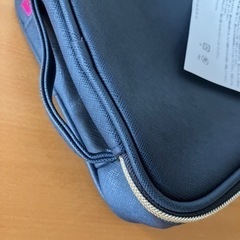 新品　ポーチ　紺色の画像