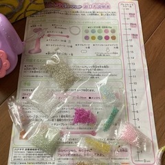 チューブレット女児おもちゃメイキングトイブレスレットの画像