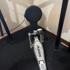 ALESIS NITRO MESH KIT 電子ドラムセットの画像