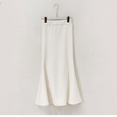 韓国 マーメイドスカート 白の画像