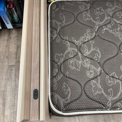 ☆交渉中【美品】シモンズ シングルベッド フレーム マットレス セット