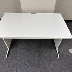 オフィスデスク 平机 事務机 幅1200×奥行700×高さ700mm 取りに来られる方限定　期間限定の画像