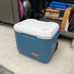 コールマン　クーラーボックス　ホイール付き　50QT